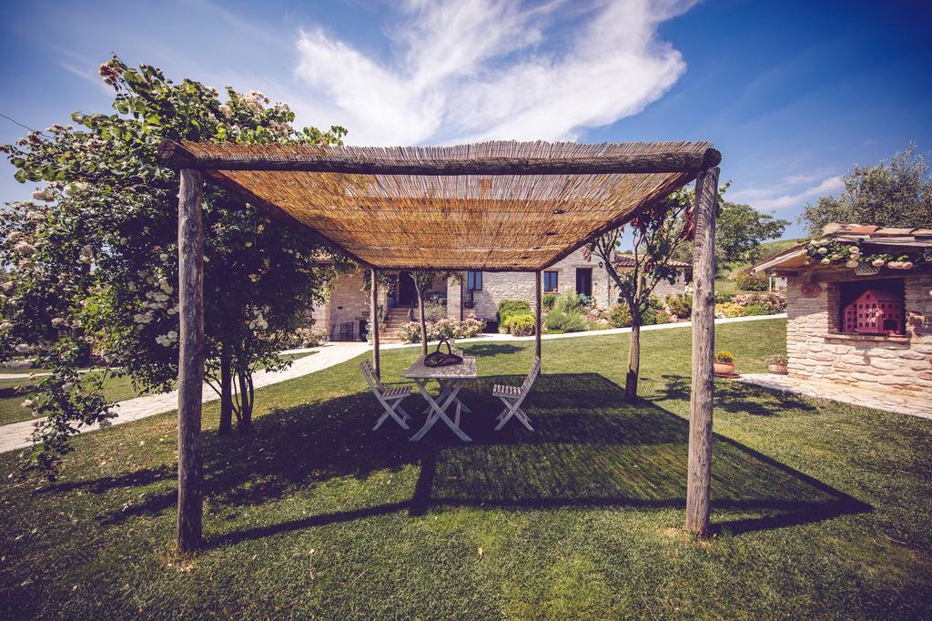 Agriturismo Casal San Sergio Fossombrone Exterior foto